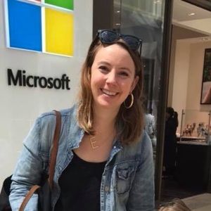 Meet your Posher, Elizabeth